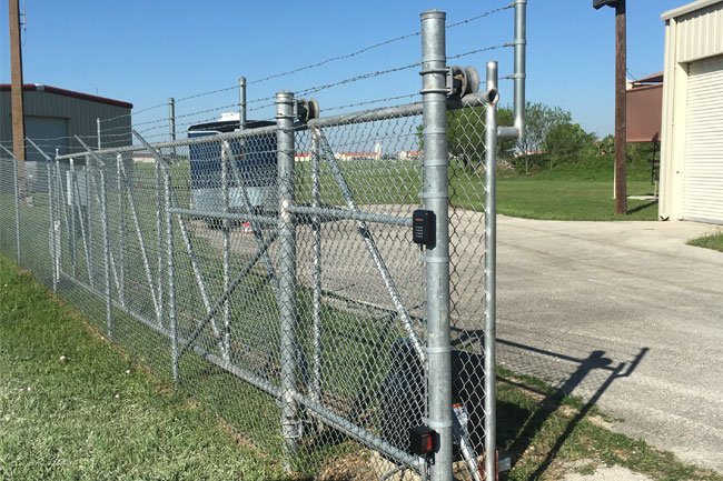 commercial gate