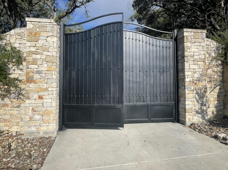 Gates 020